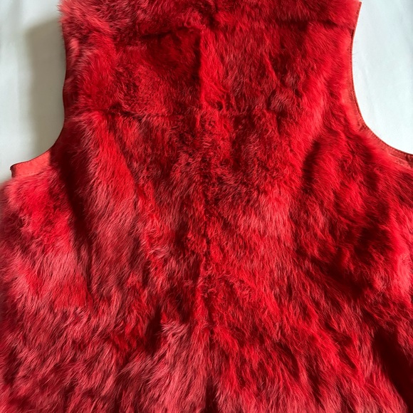 Red rabbit fur vest - Picture 5 of 5